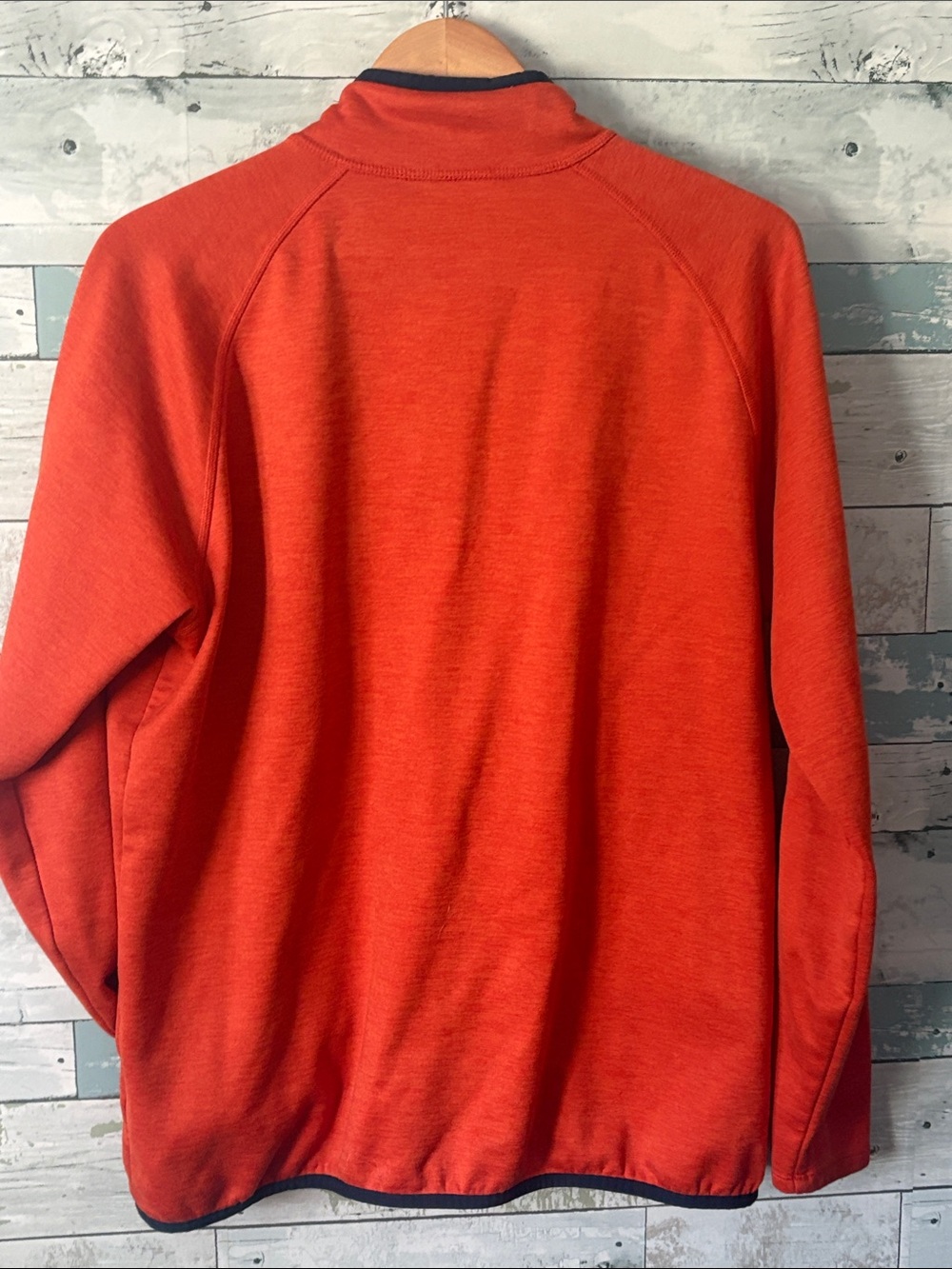 The North Face Men’s Orange Full-Zip Performance Fleece Jacket - Picture 7 of 7